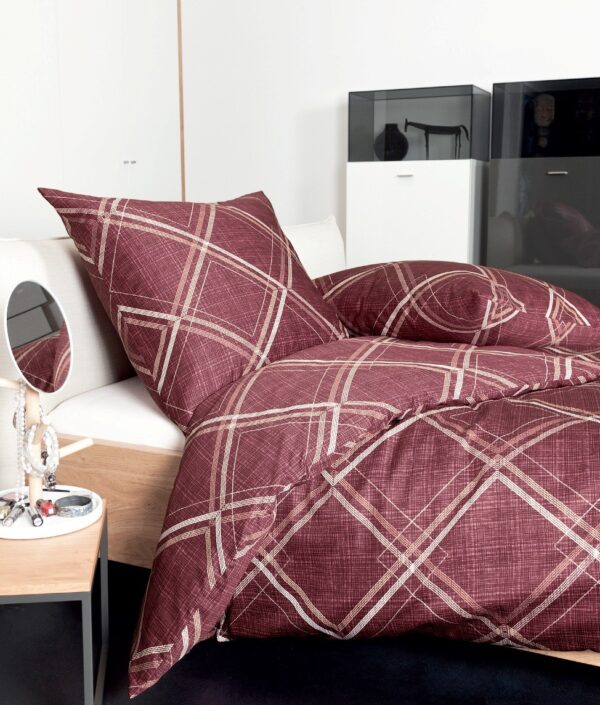 Janine Moments Mako-Satin Bettwäsche 200x220 Rauten weinrot 98032-01 EAN:4004565574361