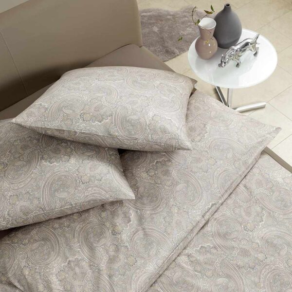 Estella Mako Jersey Bettwäsche 155x220 Ornamente Paisley mocca sand 6022-845 EAN:4053912095448