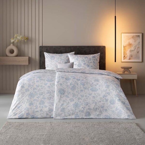 Estella Mako Jersey Bettwäsche 155x220 Valeria taupe Blumen silber bleu 6343-295 EAN:4053912489742