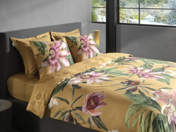 Heckett & Lane Mako-Satin Bettwäsche 155x220 Sara Yellow Passionsblume Blüten EAN:8718518409902